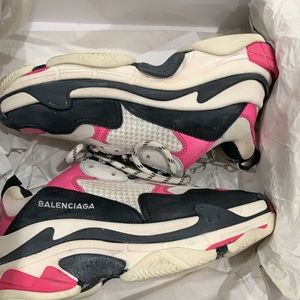 Sneaker